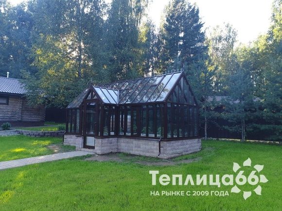 Теплица Salisbury (Солсбери) с тамбуром под стекло (14 м²)